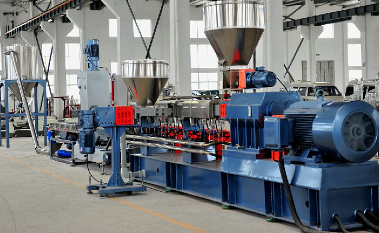 Shreegopal Polychem twin-screw extrusion line on the production floor in Jodhpur